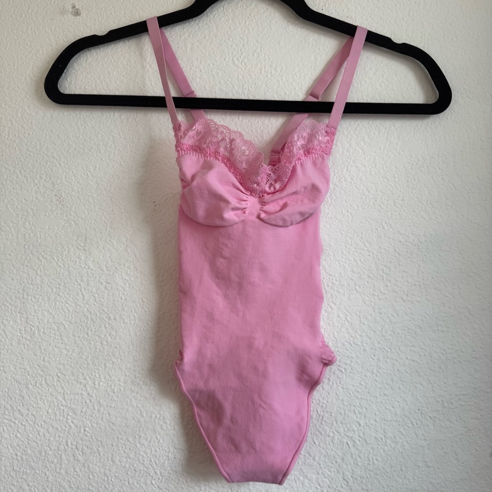 Skims Seamless Sculpt Lace Thong Bodysuit - Bubblegum Size XS (NWOB)